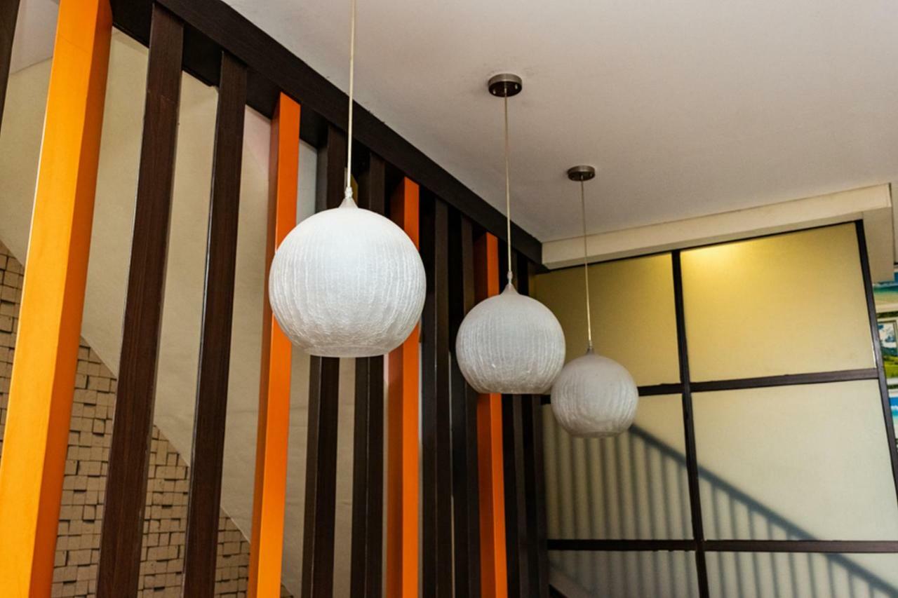 Reddoorz @ Pelita Raya Rappocini Hotel Makassar Buitenkant foto