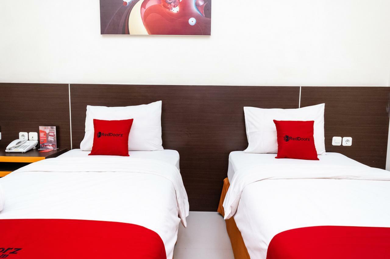 Reddoorz @ Pelita Raya Rappocini Hotel Makassar Buitenkant foto