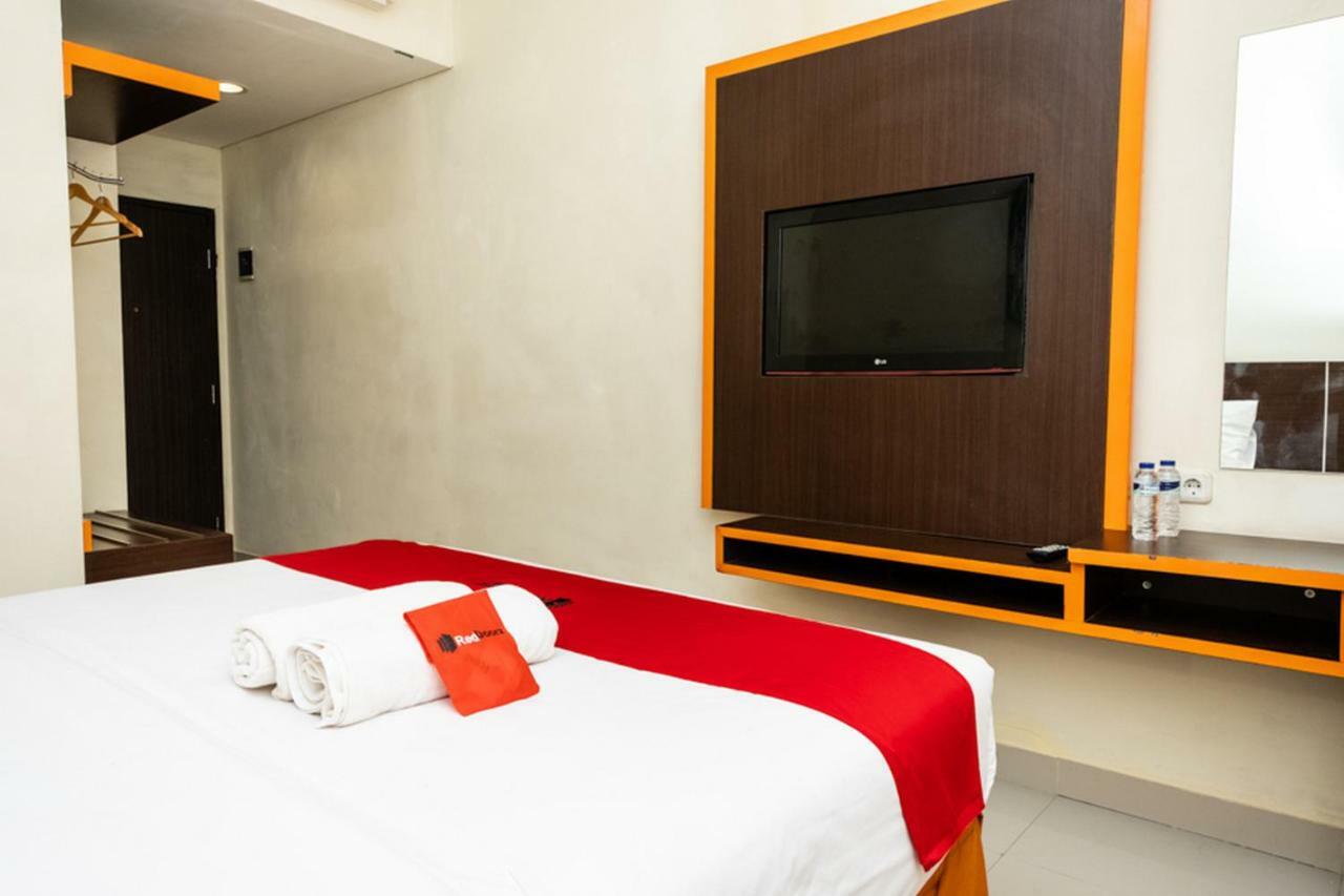 Reddoorz @ Pelita Raya Rappocini Hotel Makassar Buitenkant foto